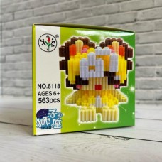 Конструктор пиксельный Magic blocks 563 деталей Девочка в желтом  6118